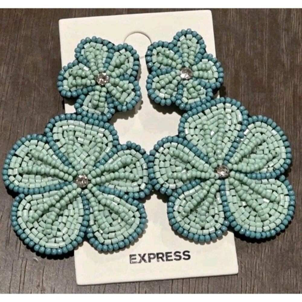 Express two-tiered turquoise beaded flower earrings w/ rhinestone Center - Picture 5 of 6